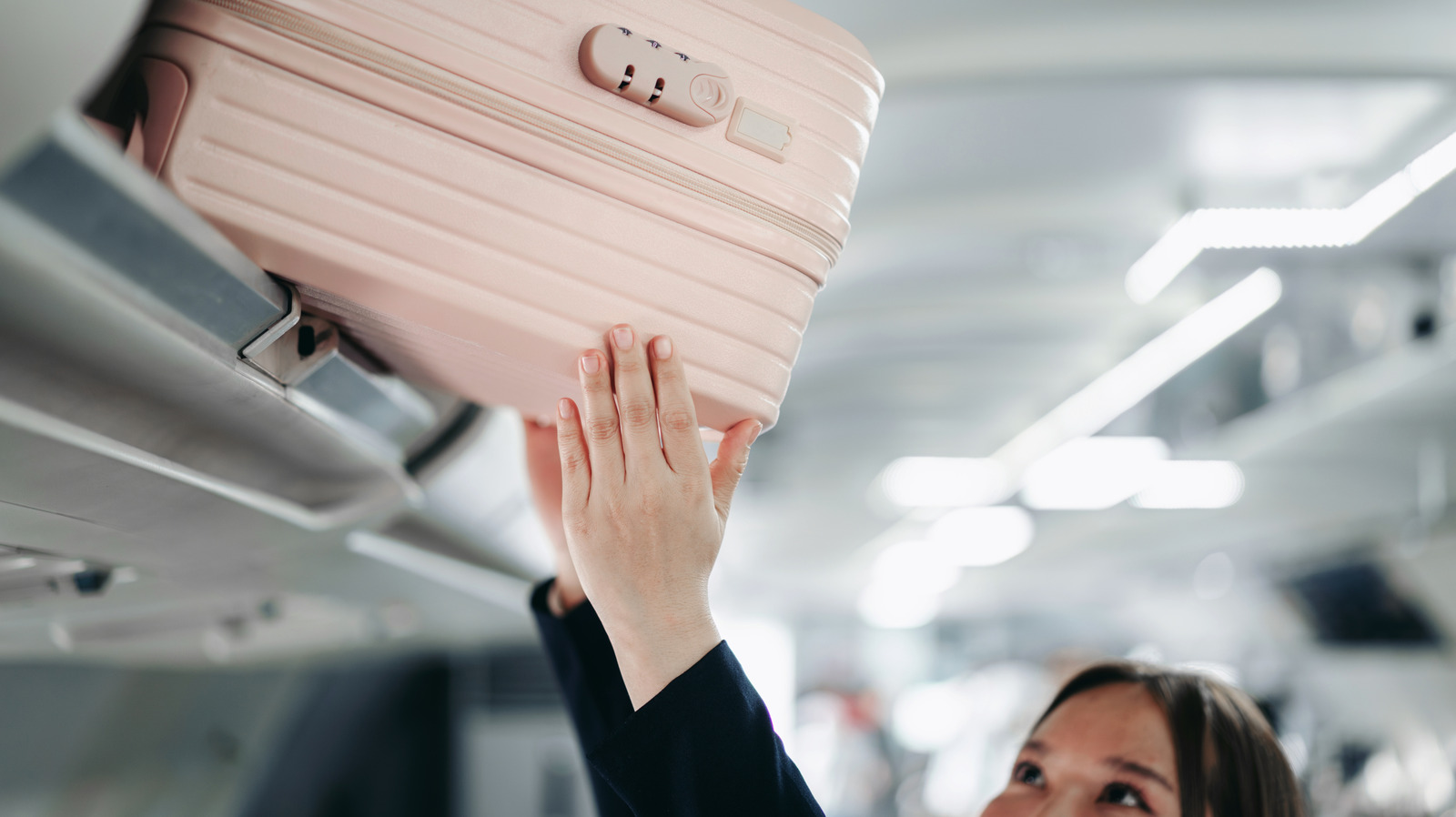 Les exigences en matière de taille des bagages à main changeront-elles en 2026 ? Voici ce que les voyageurs devraient savoir