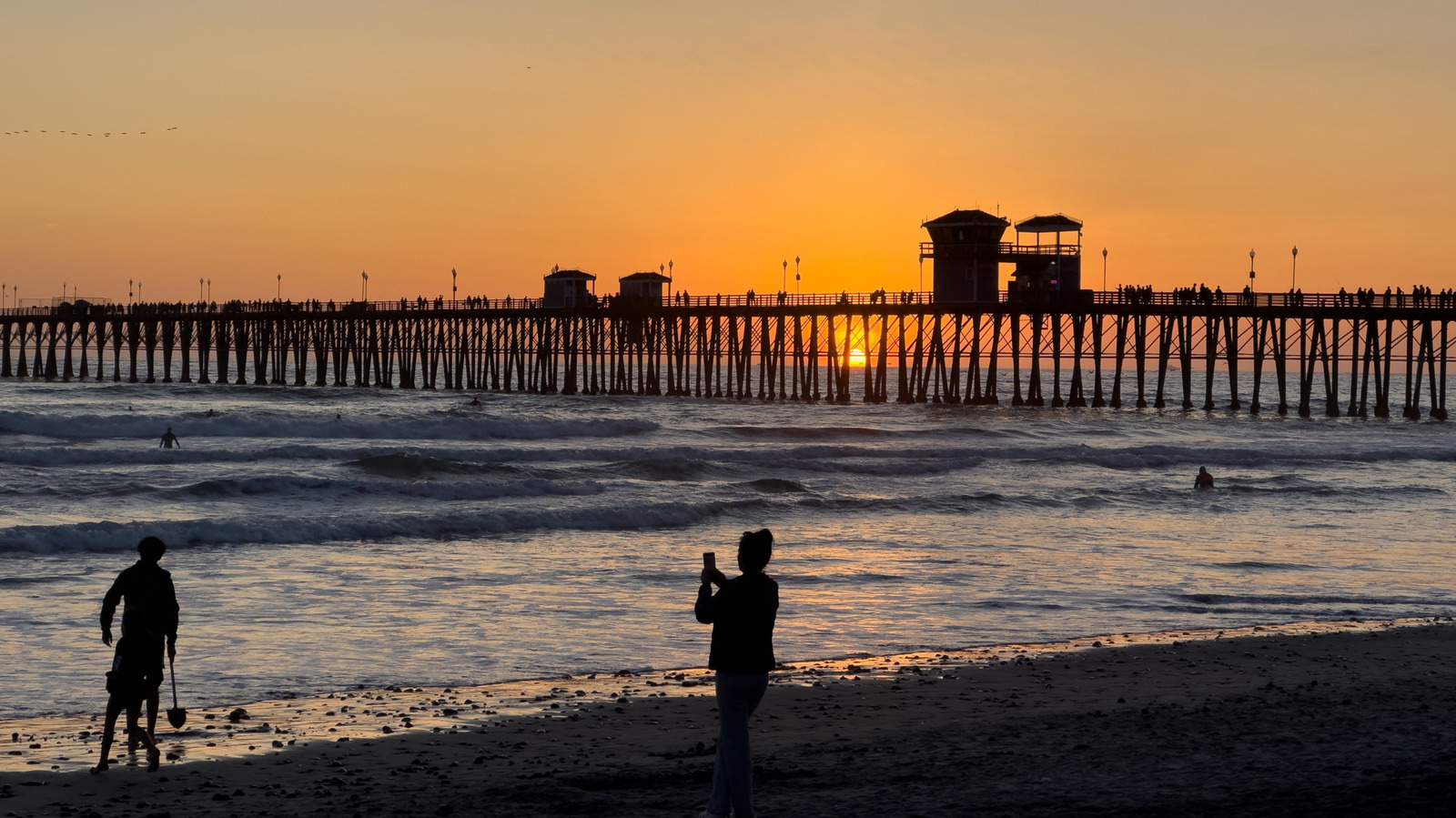 Entre Los Angeles et San Diego se trouve une ville côtière californienne que les professionnels du voyage adorent pour les voyages de week-end