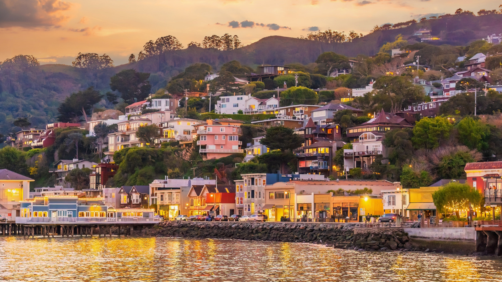 La « Riviera italienne de Californie » est une superbe ville au bord de la baie, juste à l'extérieur de San Francisco