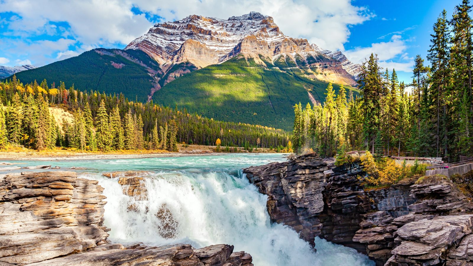 Les 11 plus beaux parcs nationaux du Canada pour les aventuriers du plein air