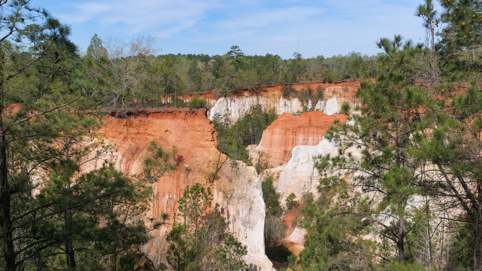 Le « Little Grand Canyon » de Géorgie est un parc d'État unique avec des paysages sympas