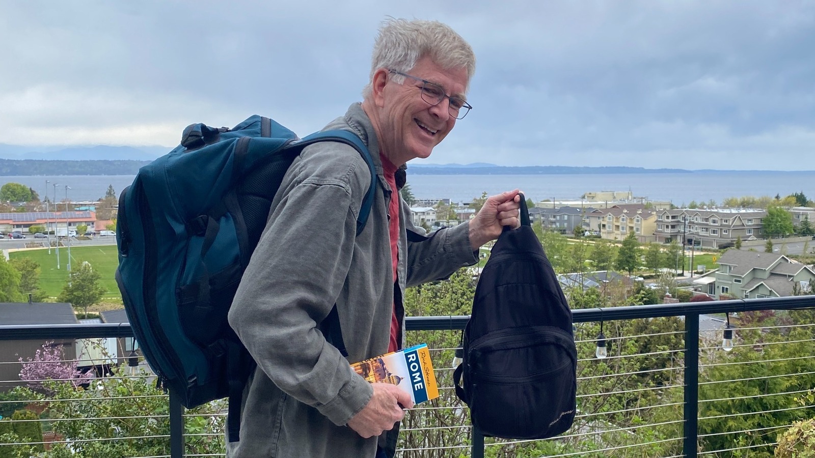 Le brillant hack de vêtements de Rick Steves peut aider à prévenir le suremballage