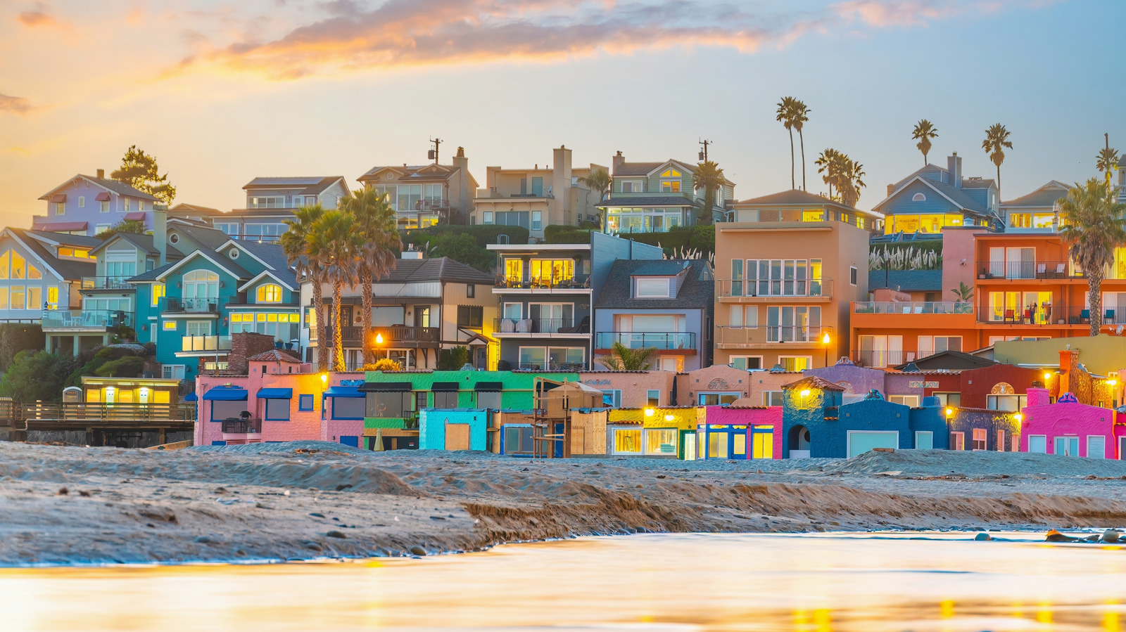L'une des plus belles petites villes du nord de la Californie possède des plages pittoresques et un charme côtier