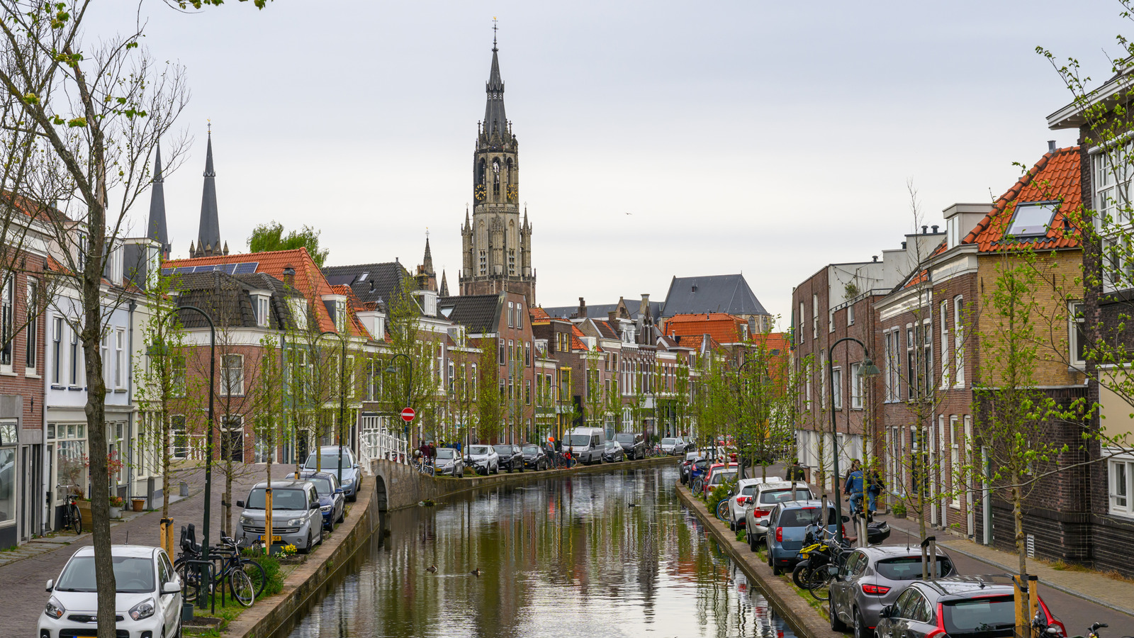 Rick Steves qualifie cette ville paisible des Pays-Bas de « mini-Amsterdam idyllique »