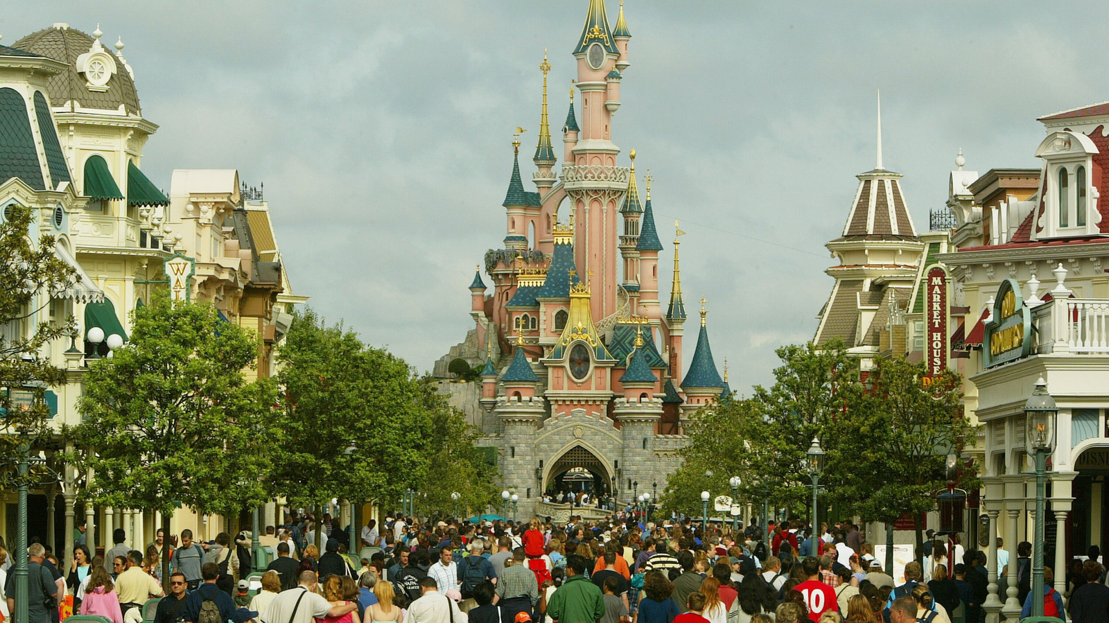 La raison frustrante pour laquelle les parcs Disney refusent les visiteurs, même avec des réservations