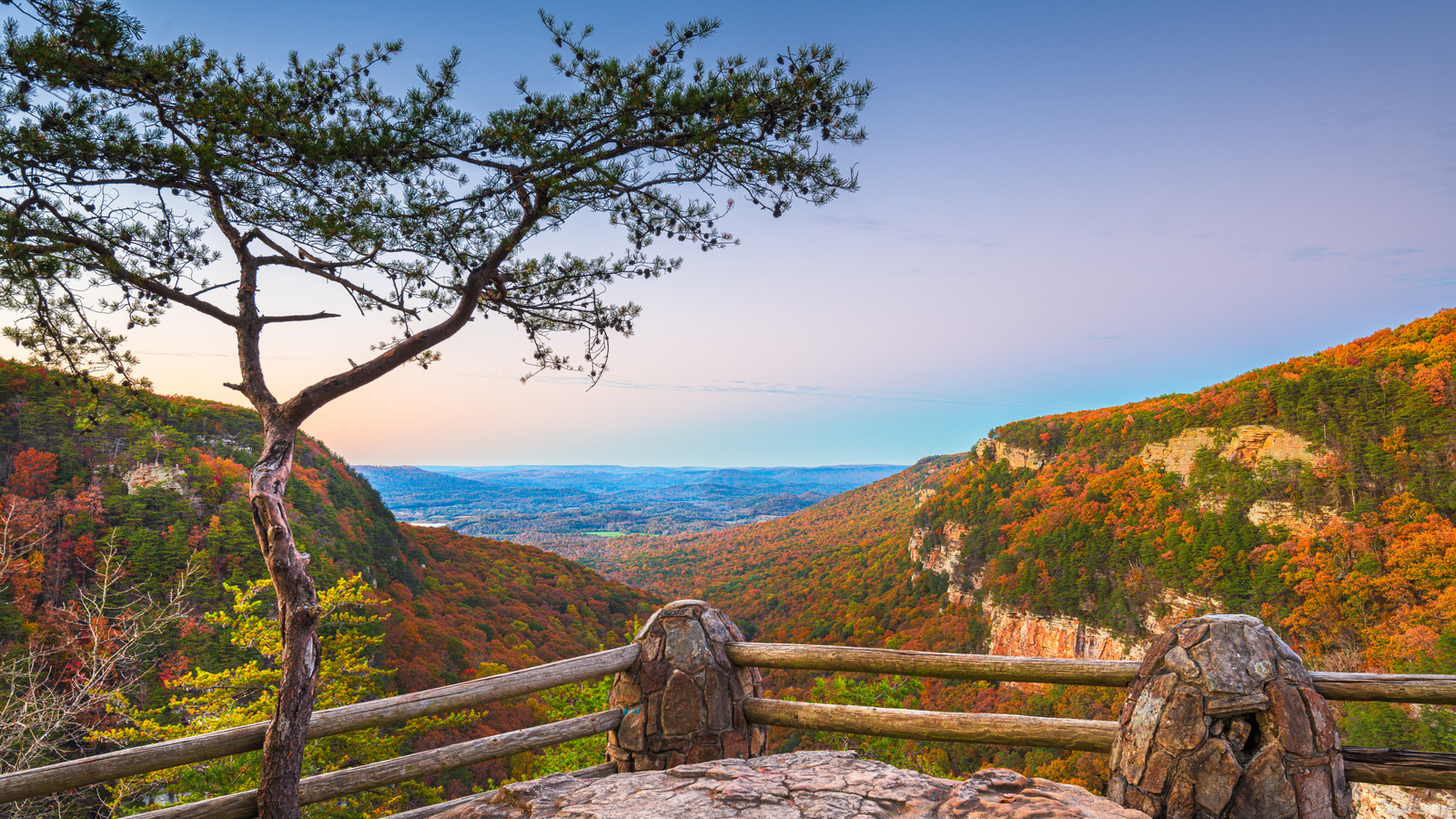 Le parc d'État unique de Géorgie est l'un des plus beaux avec des paysages sereins
