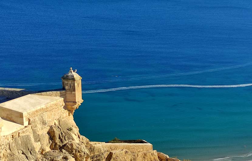 Tour de découverte du château de Santa Barbara et Alicante